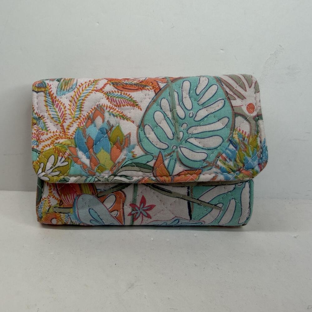 Vera Bradley Wallet Womens Multi Tropical Floral RFID Quilted Checkbook Folding